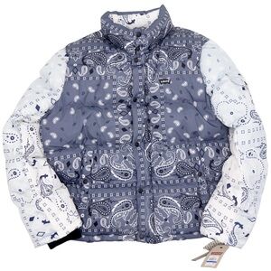 NWT Levi's Paisley Blue Bandana Water Resistant Puffer Jacket Mens Size Medium